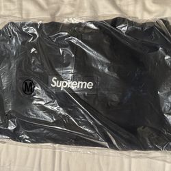 supreme box logo hoodie 2023