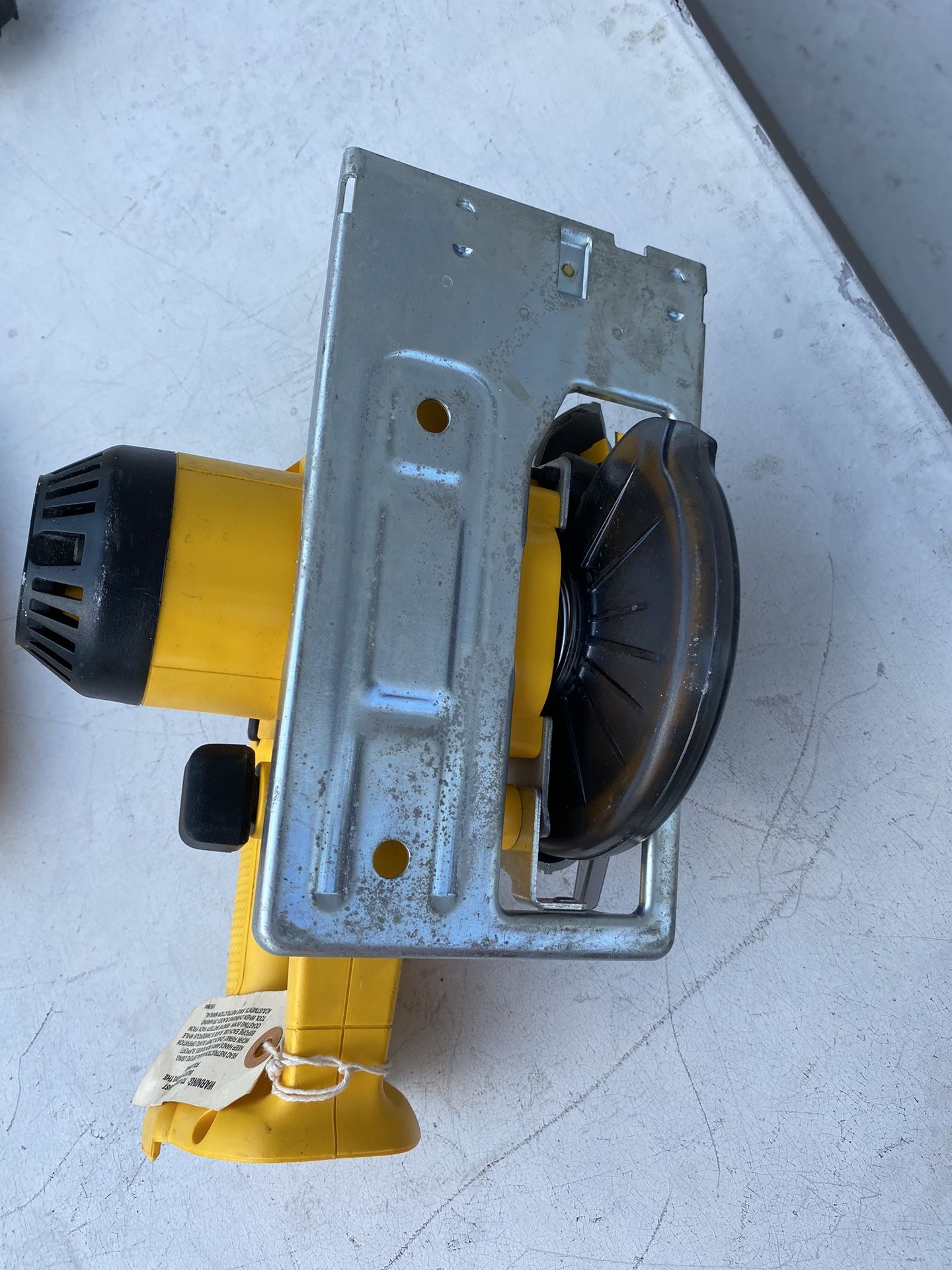Dewalt Dw936 Circular Trim Saw