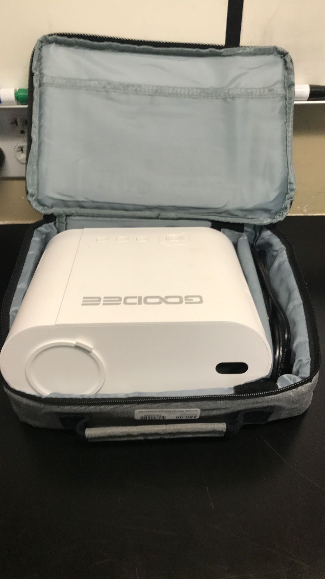 Goodee Led Projector