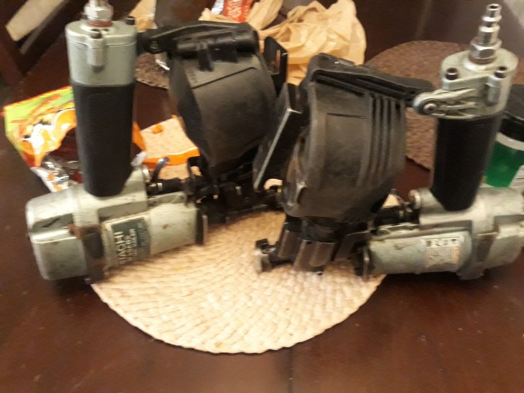 Pistola hitachi para roofing en venta for Sale in Des Moines, WA OfferUp