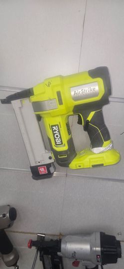RYOBI 18G STAPLER 60$