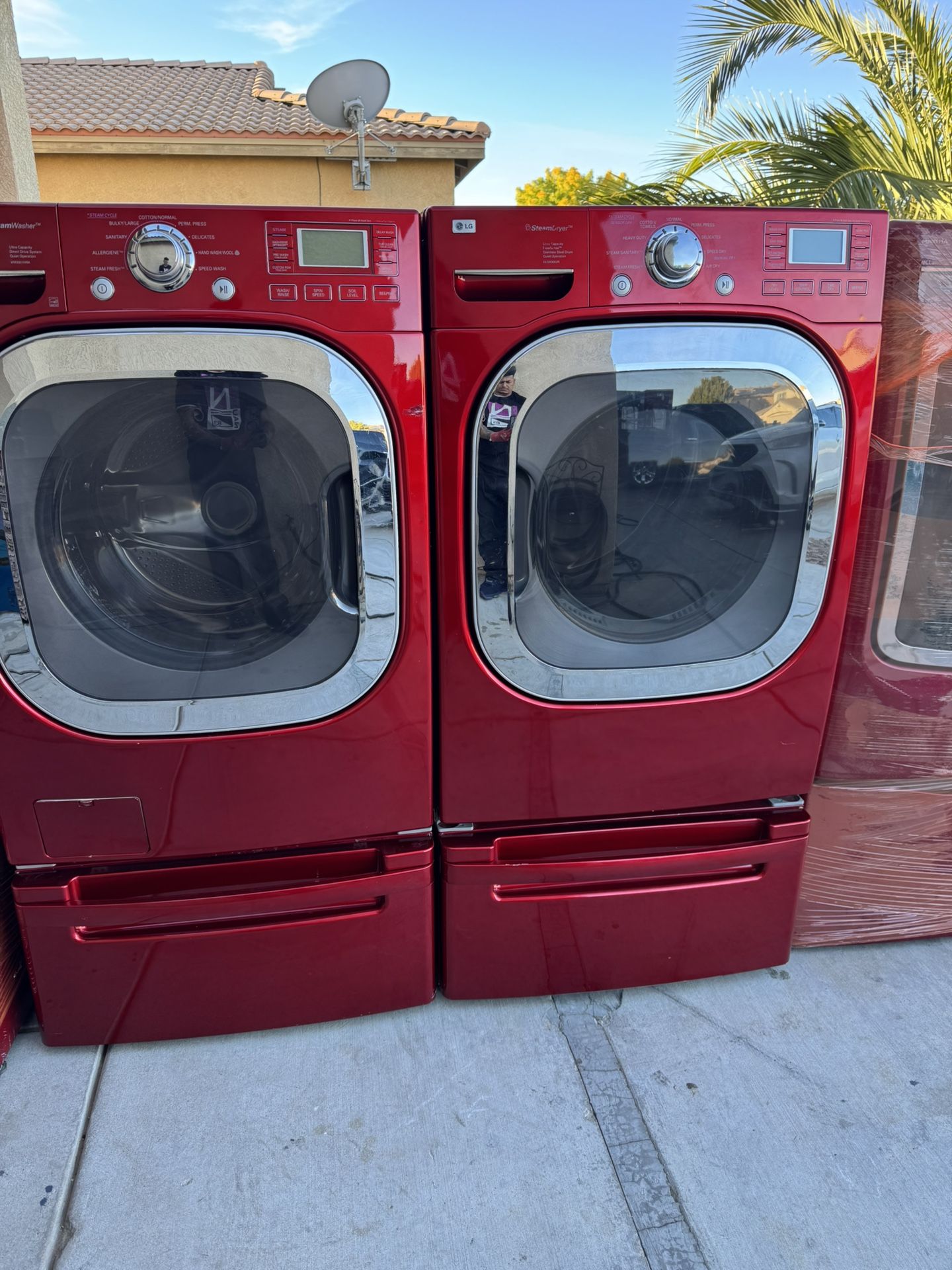LG Tromm Washer And Dryer With Pedestals $680