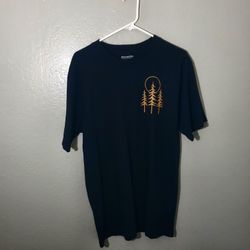 Like New Design By Humans Shirt – Tree Print Tee – Quick Sale