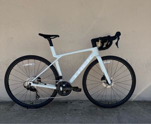 Brand new 2027 Trek Madone SL5 road bike