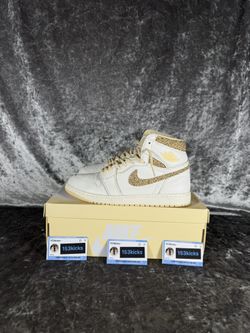 Nike Retro Air Jordan 1s Craft Vibrations Of Naija Size 11 Mens, 12.5 Womens Asking 100$ Amazing Condition Cleaned Up 100% Authentic  153Kicks On Inst
