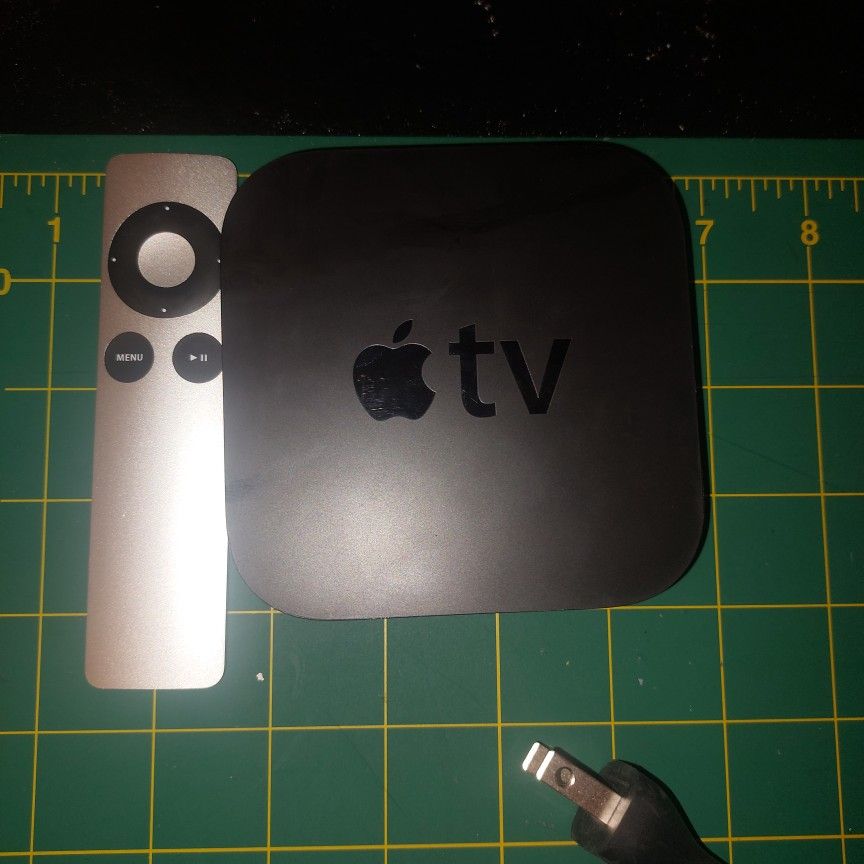 Ansættelse stak tillykke Apple TV Box w/ Remote (Model A1469) for Sale in Phoenix, AZ - OfferUp