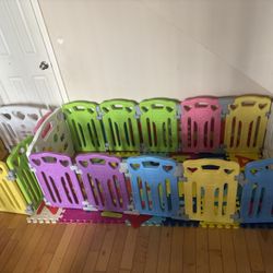 Baby Play Fence - 19 Panels 