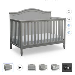 Delta Children Nursery Set. 