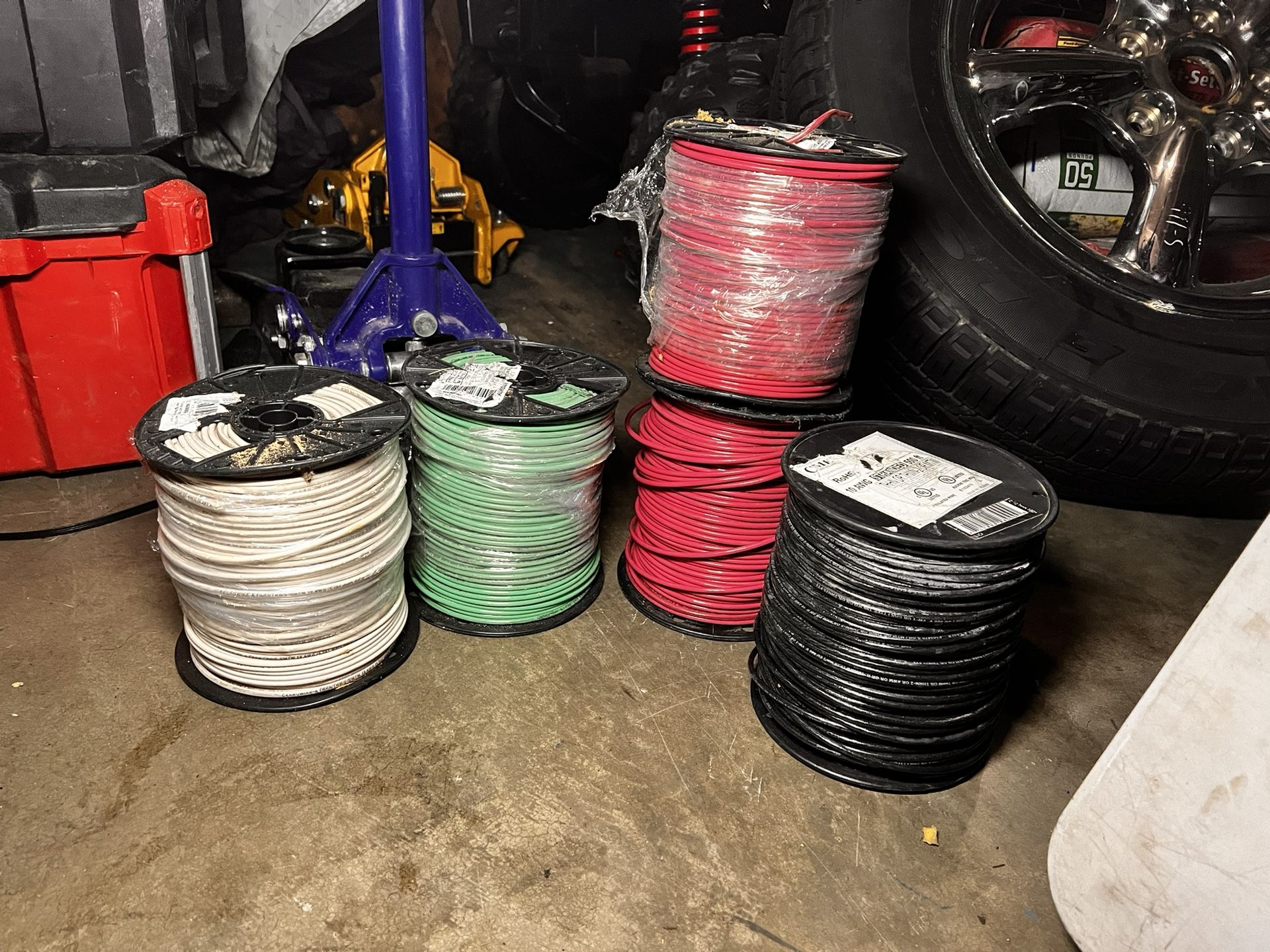 (5) 500ft Rolls 10 Stranded THHN Wire
