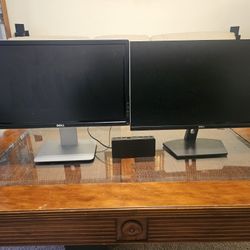 Dell Dual Monitors with Docking Station And Cables 