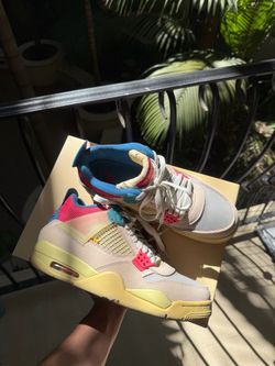 Jordan 4 Retro