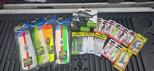 Huge lot of Salmon Fishing Tackle - Scotty, Pro-troll, Gibbs, P-line, Gamakatsu- New - obo