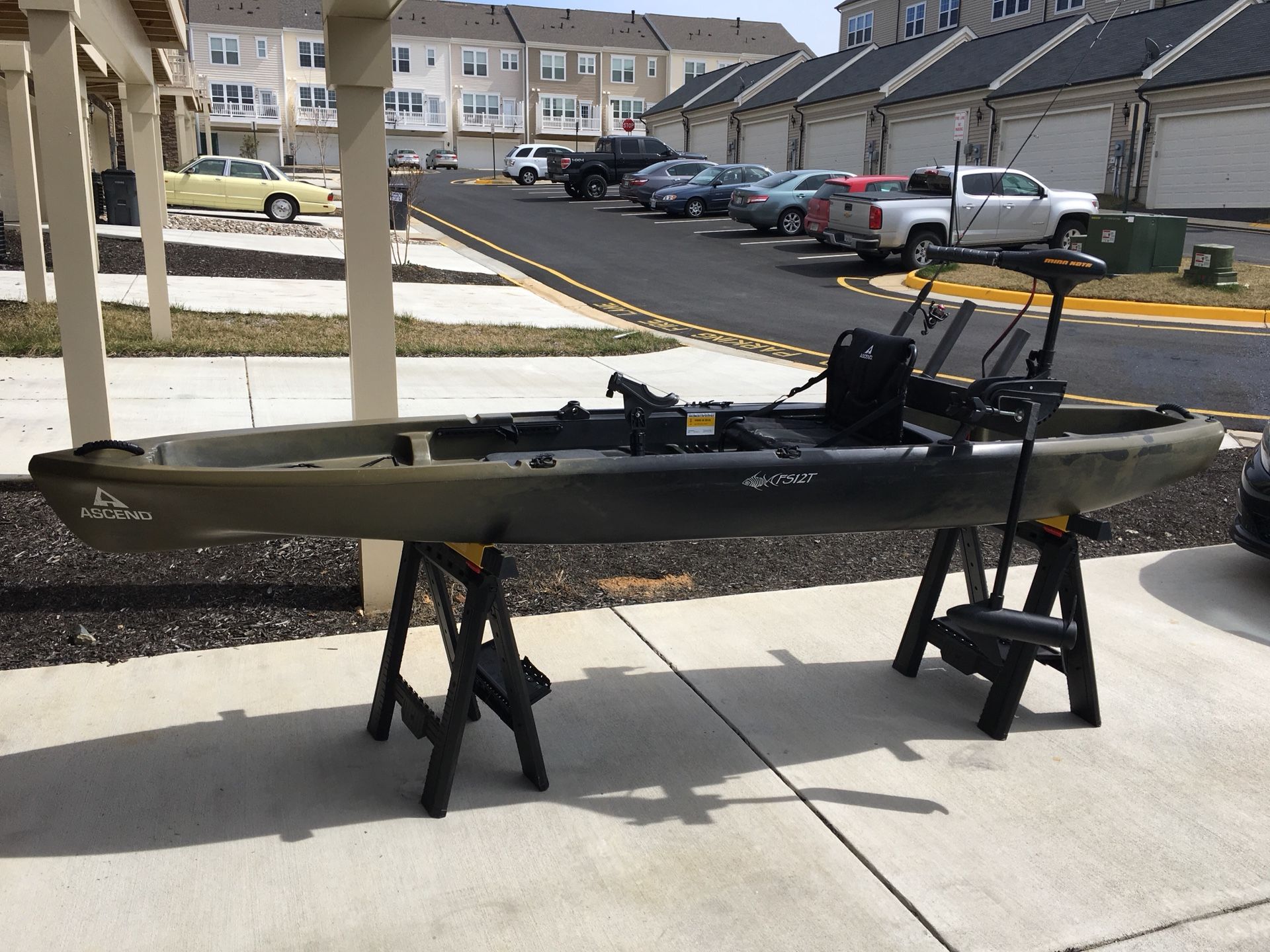Ascend 12 Foot Kayak/ Trolling Motor (Registered)