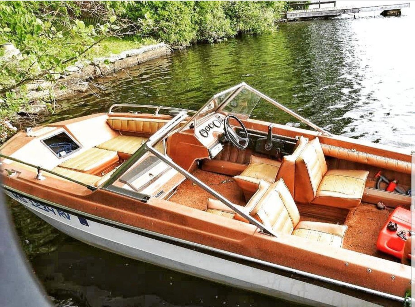 1977 Glastron Tri Hull