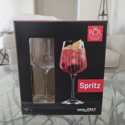 Set of 4 Modern Spritz / Cocktail Glasses – New!