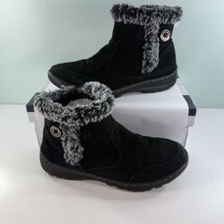 KHOMBU Women's IRIS All Weather Ankle Suede Snow Boots - size 8