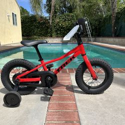 TREK Precaliber 12 Red Kids Bike