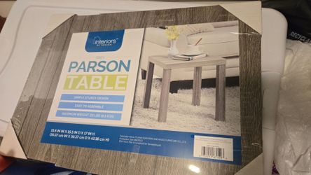 End table i piece new in package