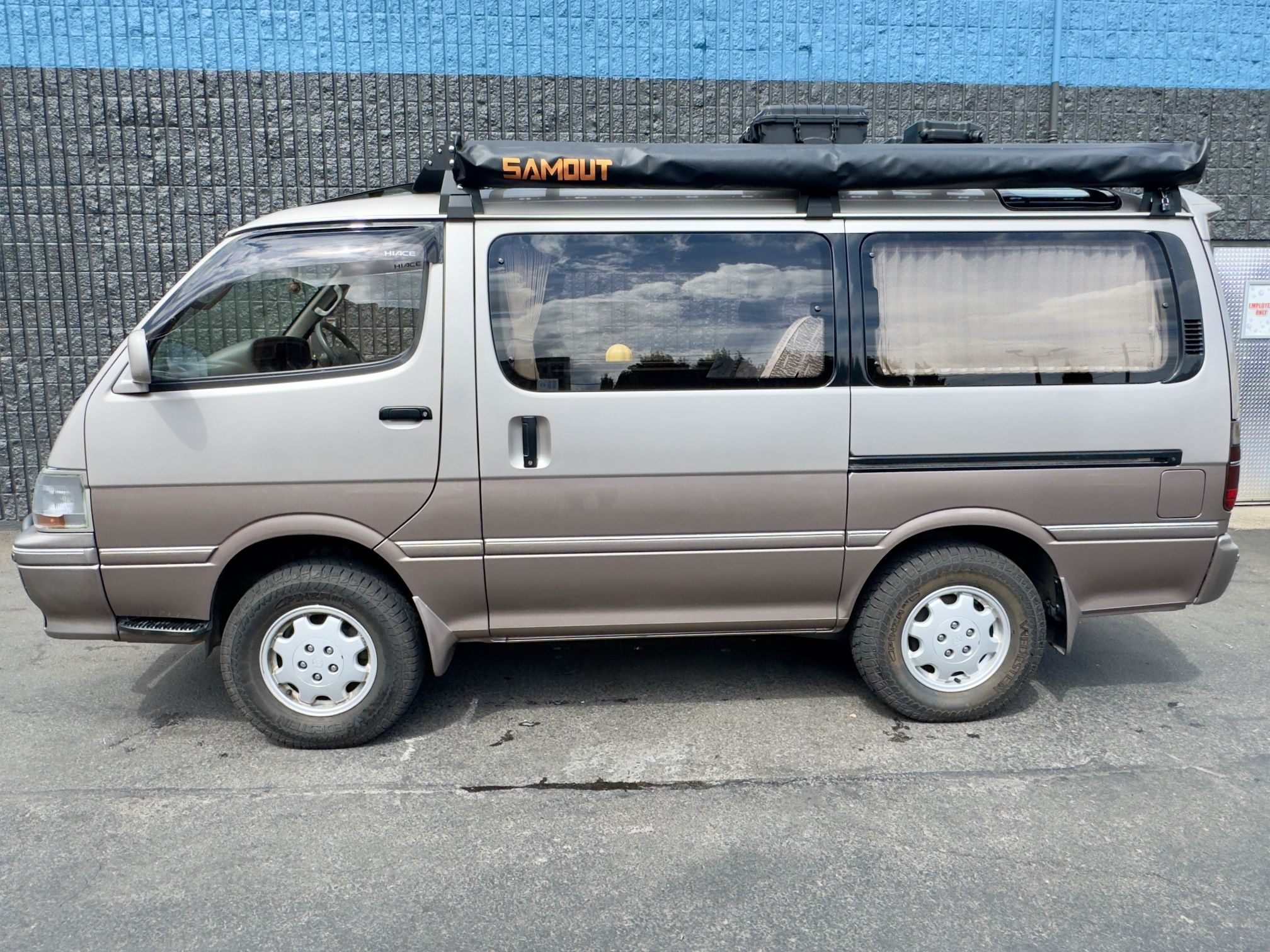 Toyota HiAce Super Custom Limited 1994 1KZ