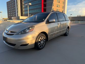 2008 Toyota sienna