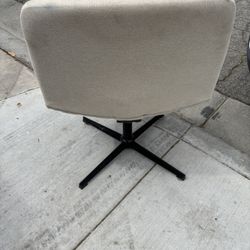 Tik Tok Chair