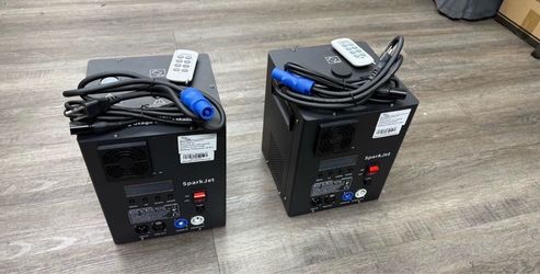 Sparks Machine cold pair dj lights new