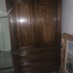 armoire/dresser combination