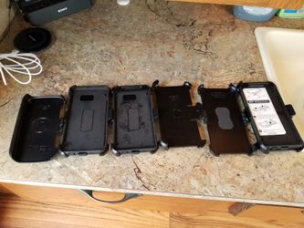 Phone accessories all for $150 or trade it for BLUETOOTH SPEAKER