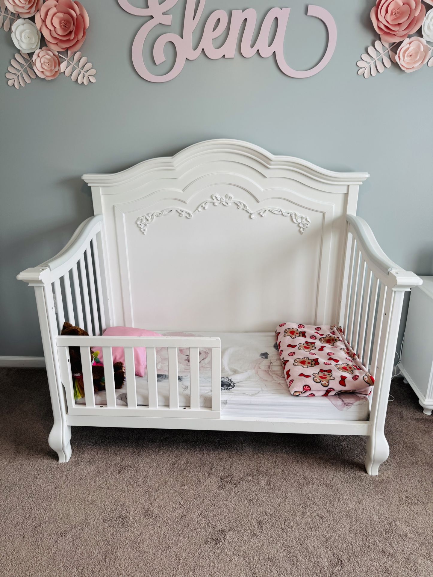Evolur Aurora 5 in 1 Convertible Crib
