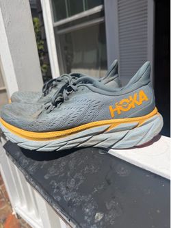 men’s hokas