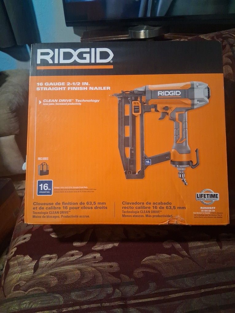 Brand New 16 Gauge 2 1/2 In Nailer