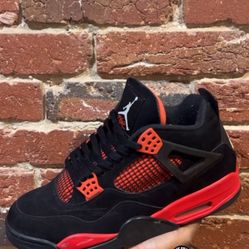Jordan 4 Red Thunder Size 10.5