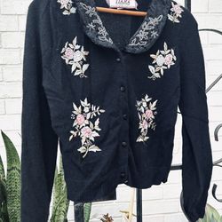 Vintage 1990s Tiara Embellished Embroidered Black Velvet Knit Cardigan Top Small