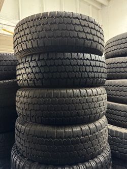 31x12.50r15 Cooper tires en excelentes condiciones de vida las 4