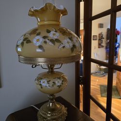 Vintage Fenton Lamp - Signed