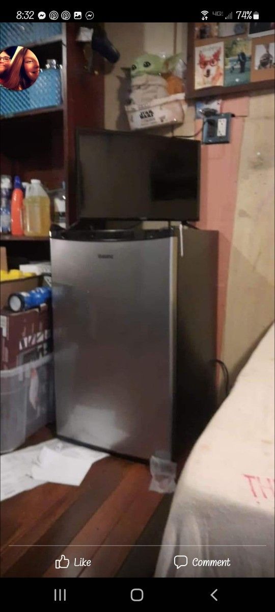 Mini Fridge