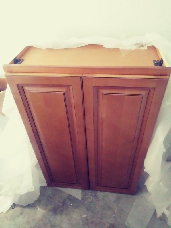 Kitchen upper cabinet for Sale in Sacramento, CA - OfferUp