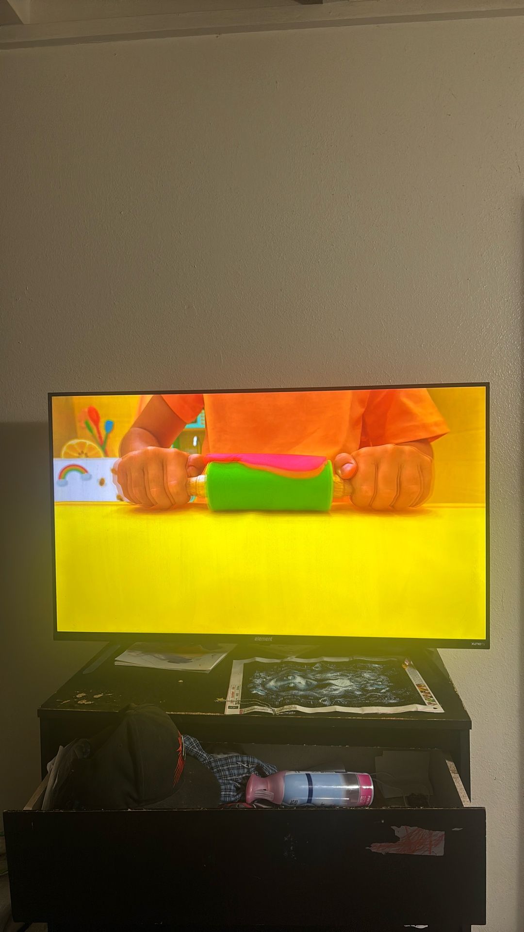 Element Smart Xumo Tv