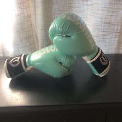 Women’s Boxing Gloves 12oz