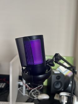 Microphone