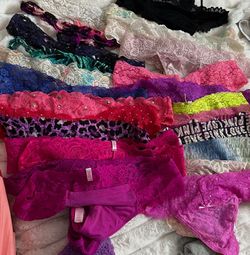 Victoria Secret thongs XS 50 pieces