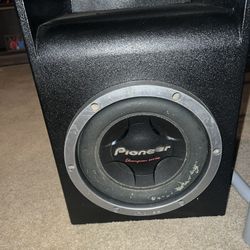 10” pioneer subwoofer with box
