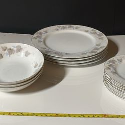 Vintage Bristol (Japan) Enchantment 7202 replacements blue/green grape leaves w/purple as is p/u Deliver 