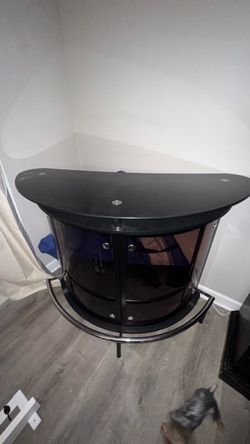 Black Glass bar