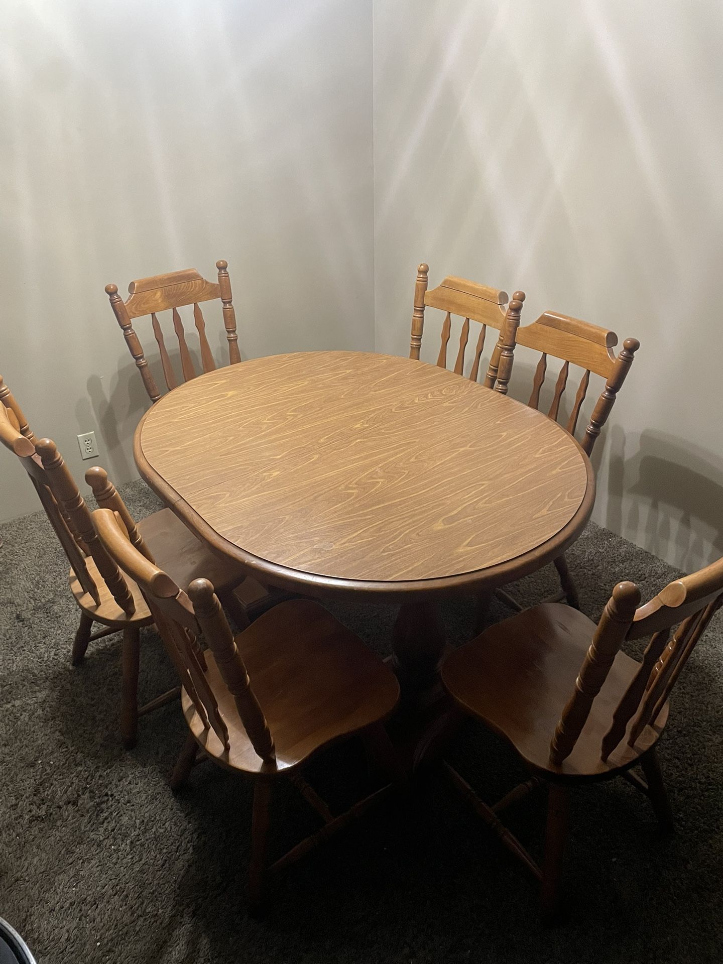 Kitchen Family Table (Seats 6, Expandable with 2 Wood Leaves) 