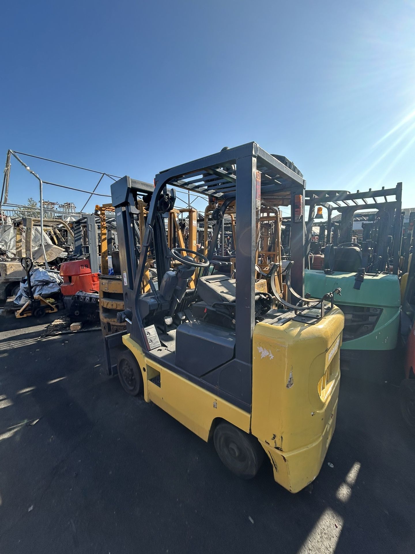 Yale forklift 3 stages, 4500 Lb