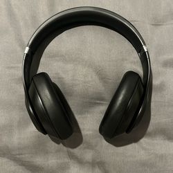 Beats Studio Pro Headphones