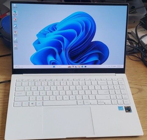 Like New Ultra Thin Samsung Galaxy Pro Book Laptop