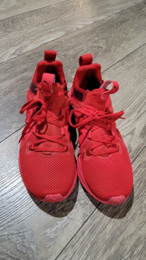 Boys 3.5 Red Puma Shoes