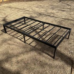 Black metal bed frame, single